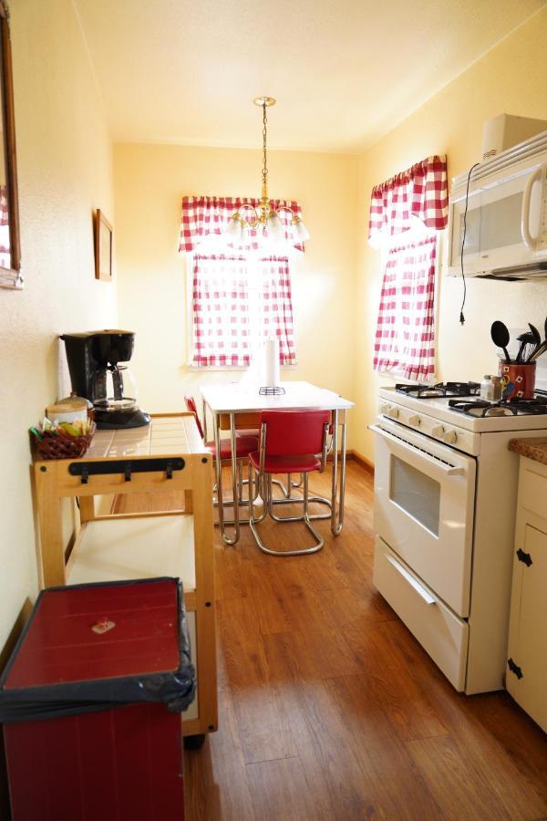 Hillcrest Suites & Cabins Big Bear Lake Esterno foto