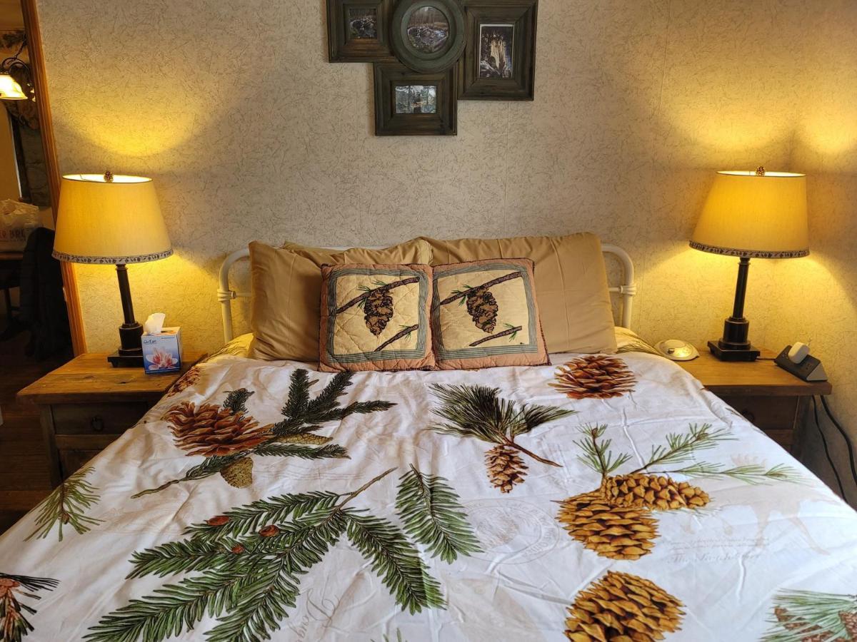 Hillcrest Suites & Cabins Big Bear Lake Esterno foto