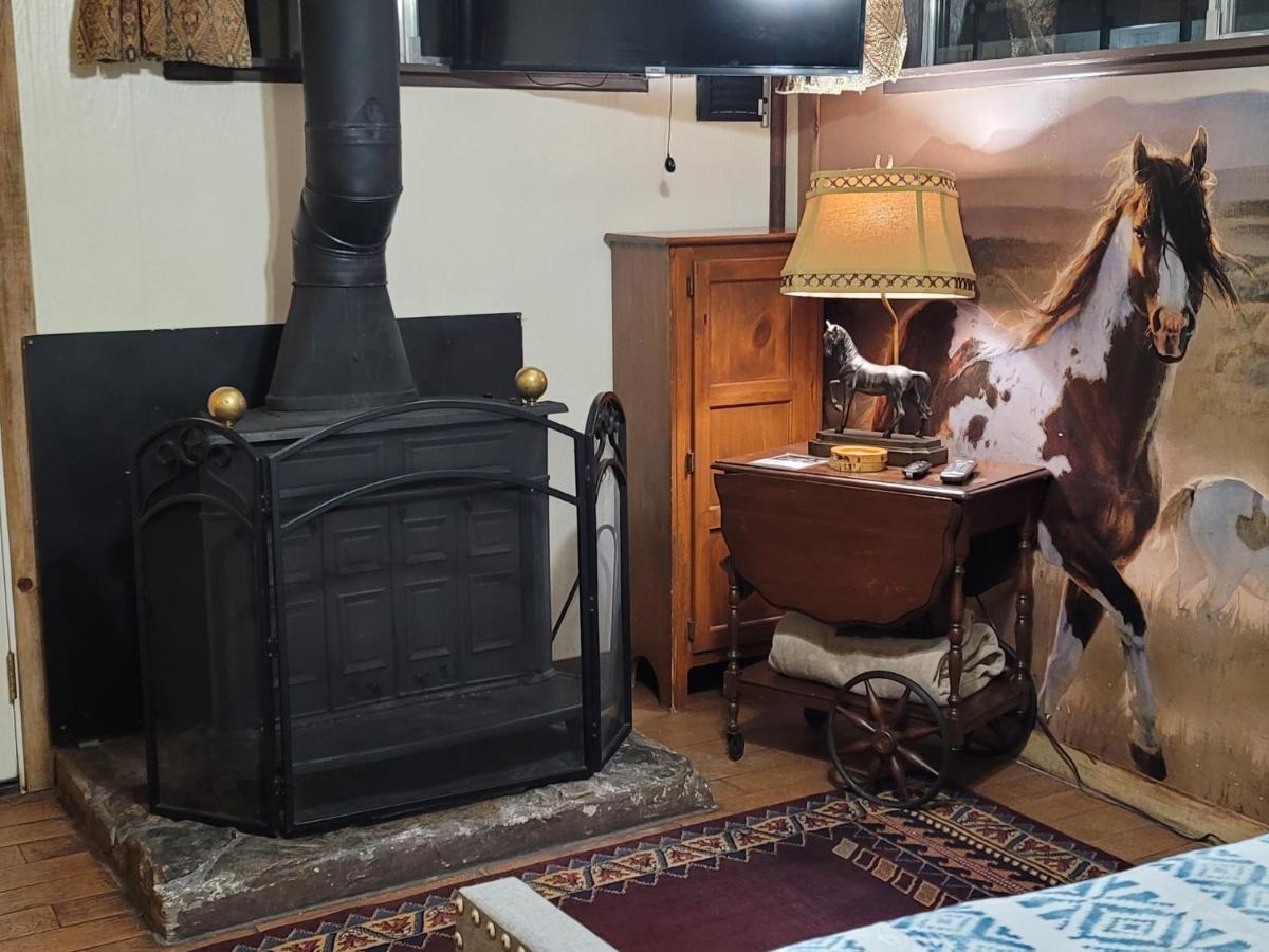 Hillcrest Suites & Cabins Big Bear Lake Esterno foto