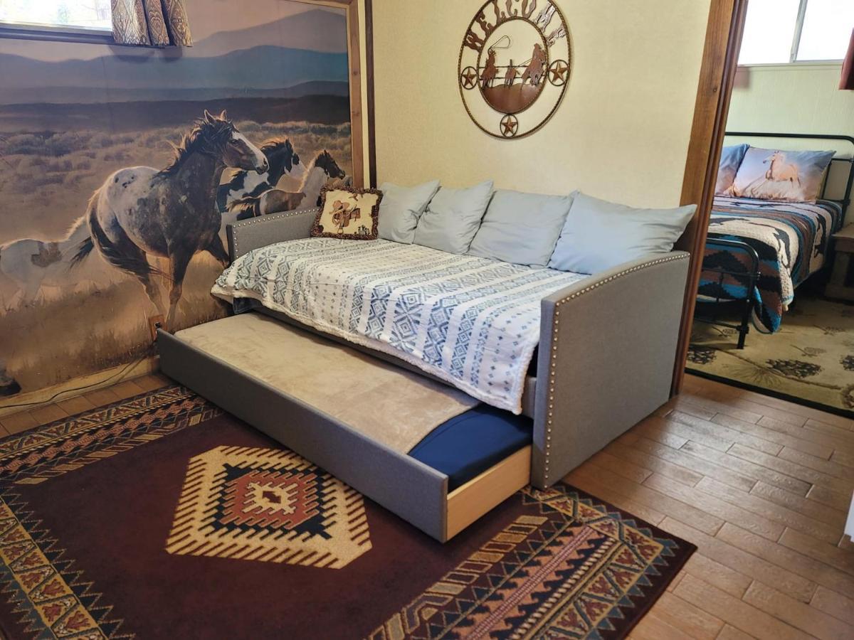 Hillcrest Suites & Cabins Big Bear Lake Esterno foto