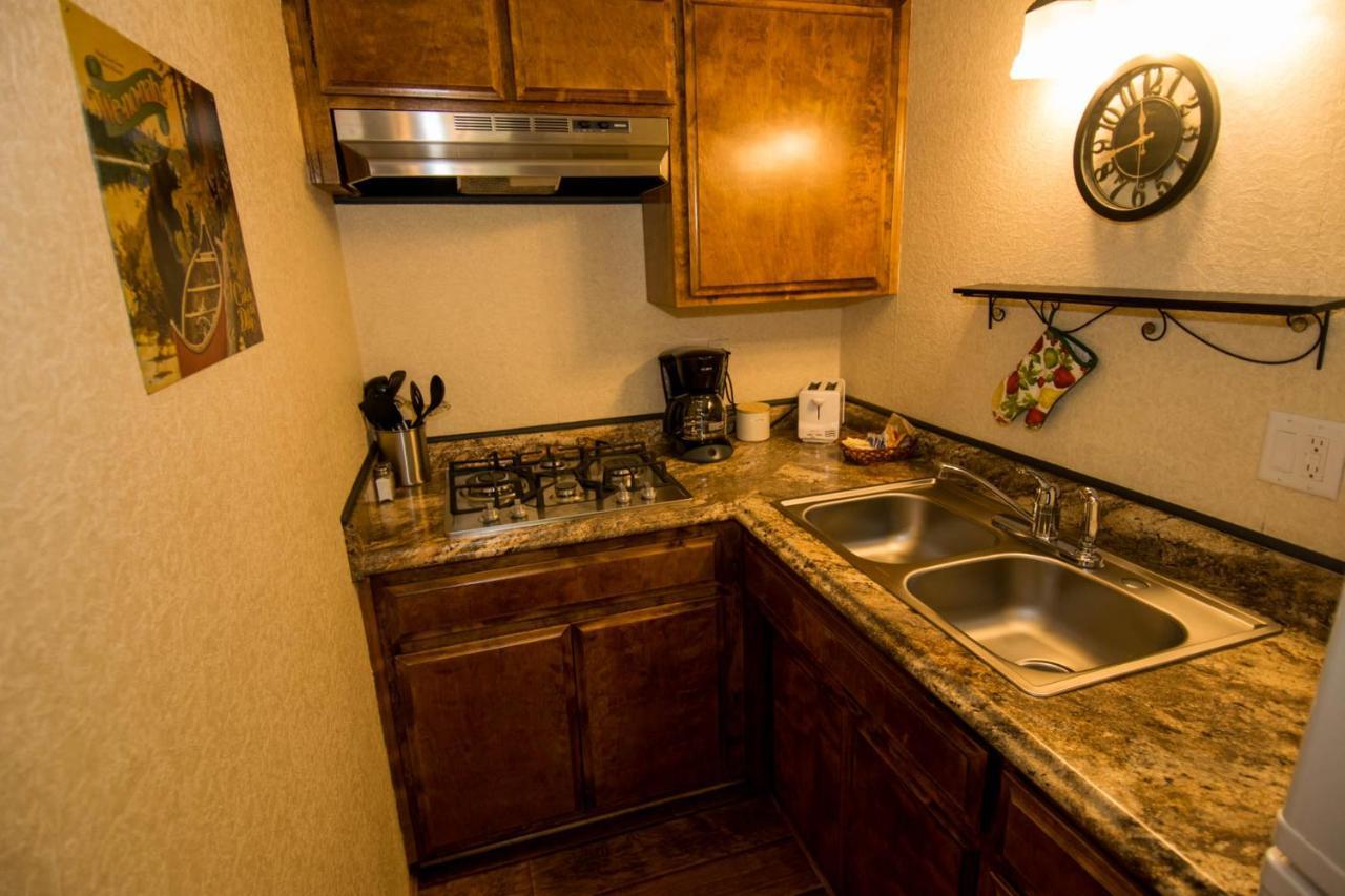 Hillcrest Suites & Cabins Big Bear Lake Esterno foto